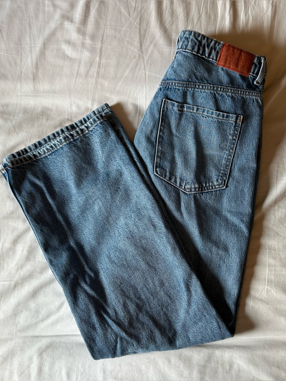 Zara Size 10 wide leg jeans